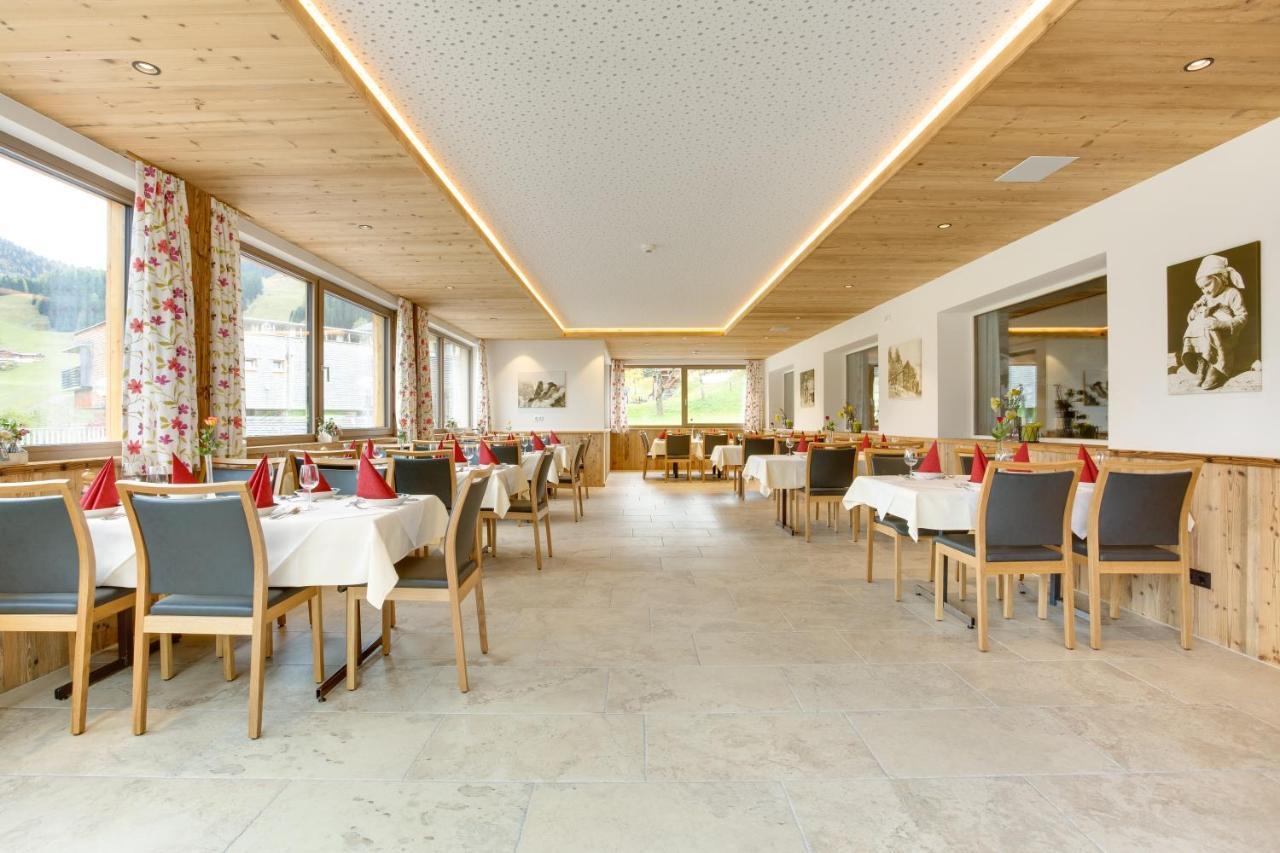Hotel Burtschahof Buerserberg Exterior photo