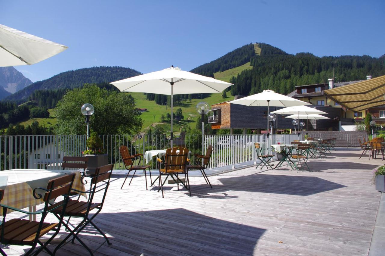 Hotel Burtschahof Buerserberg Exterior photo